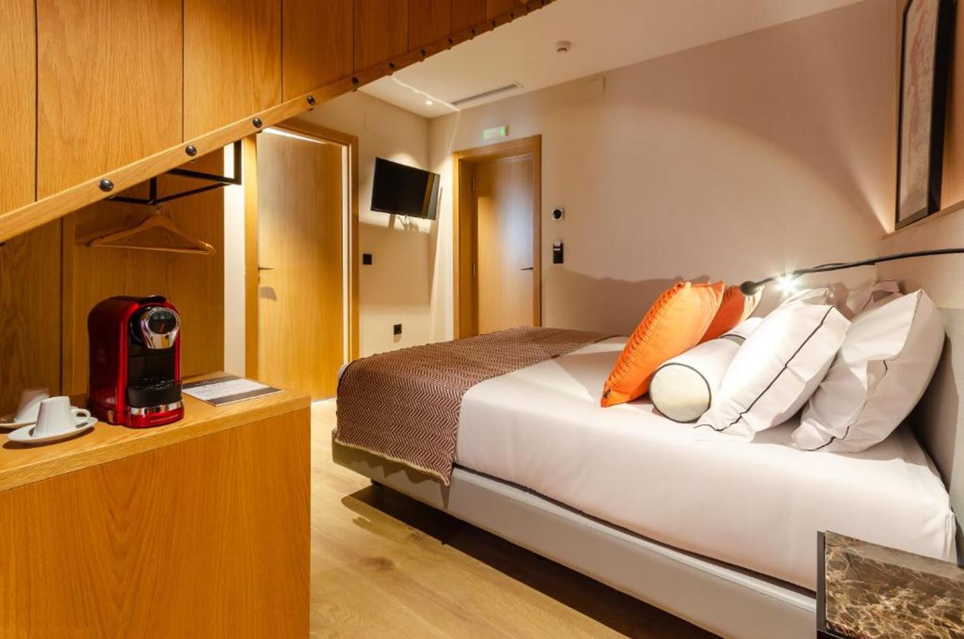 Rossio-Plaza-Hotel-Room-3