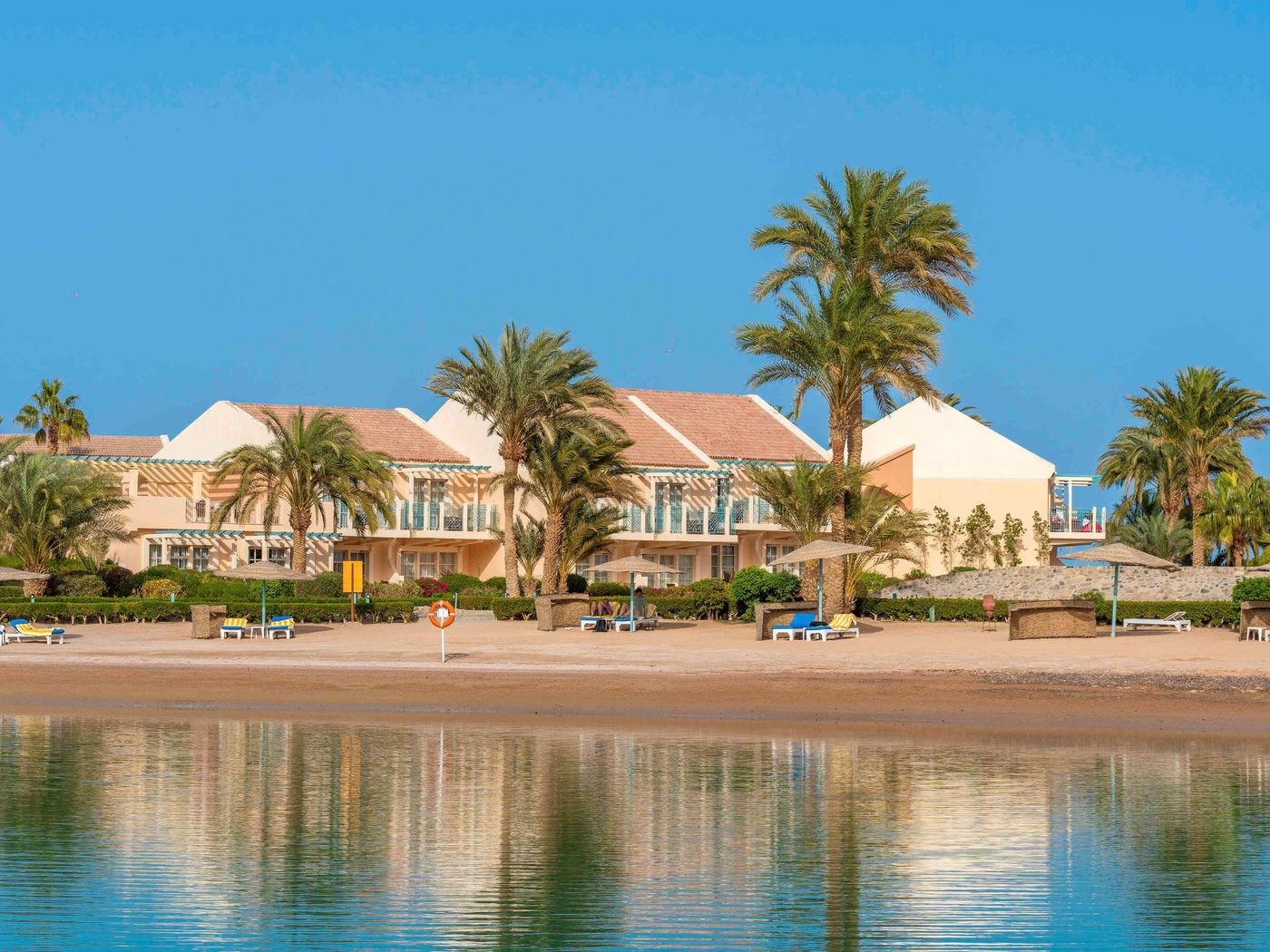 Movenpick-Resort---Spa-El-Gouna-Room-48