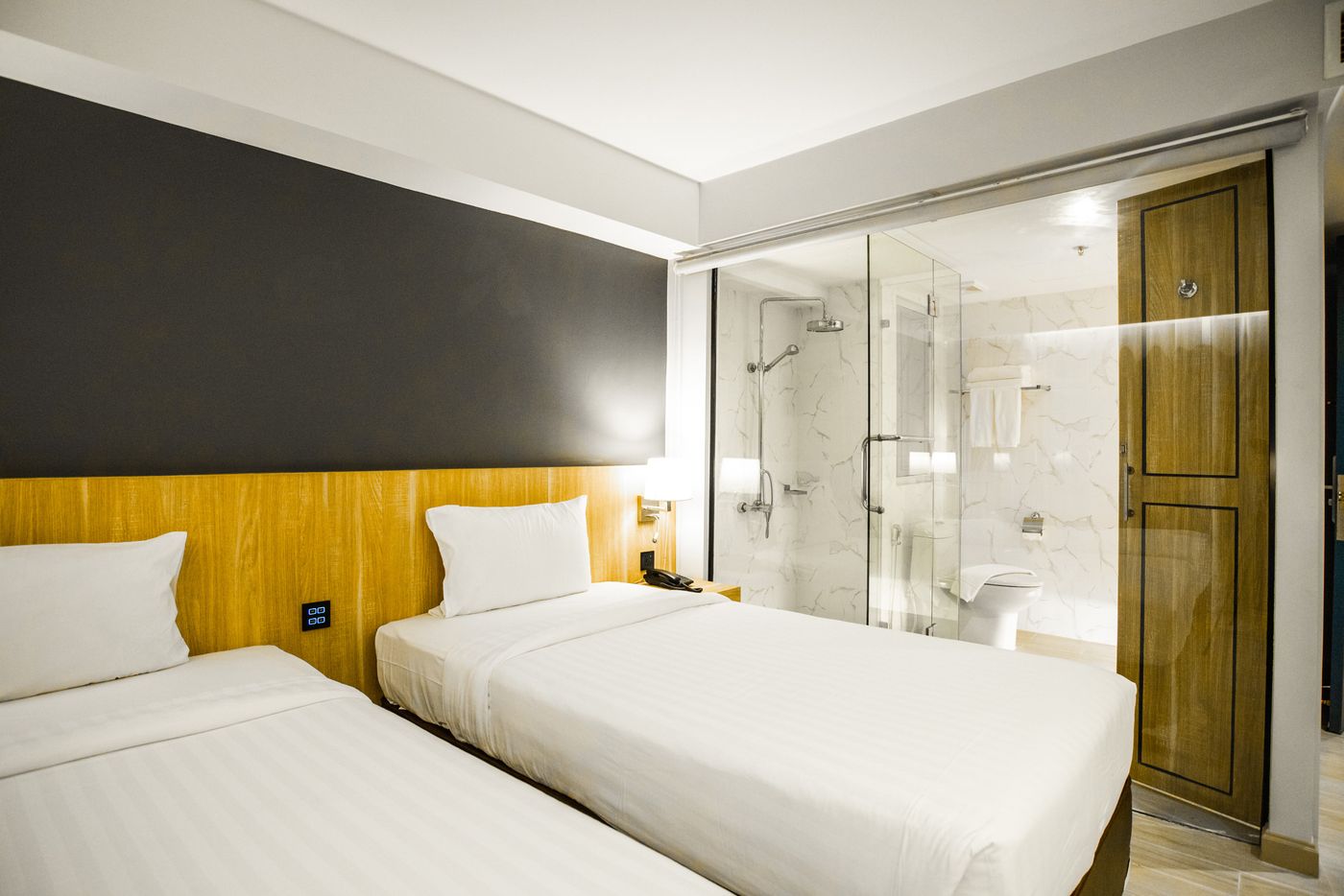 Days-Inn-by-Wyndham-Aonang-Krabi-Room-6