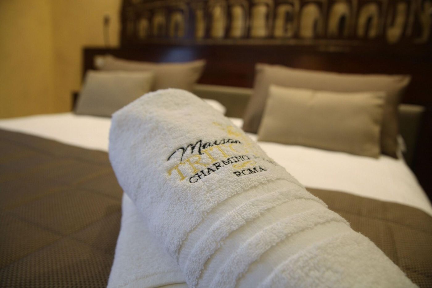 Maison-Tritone-Room-44