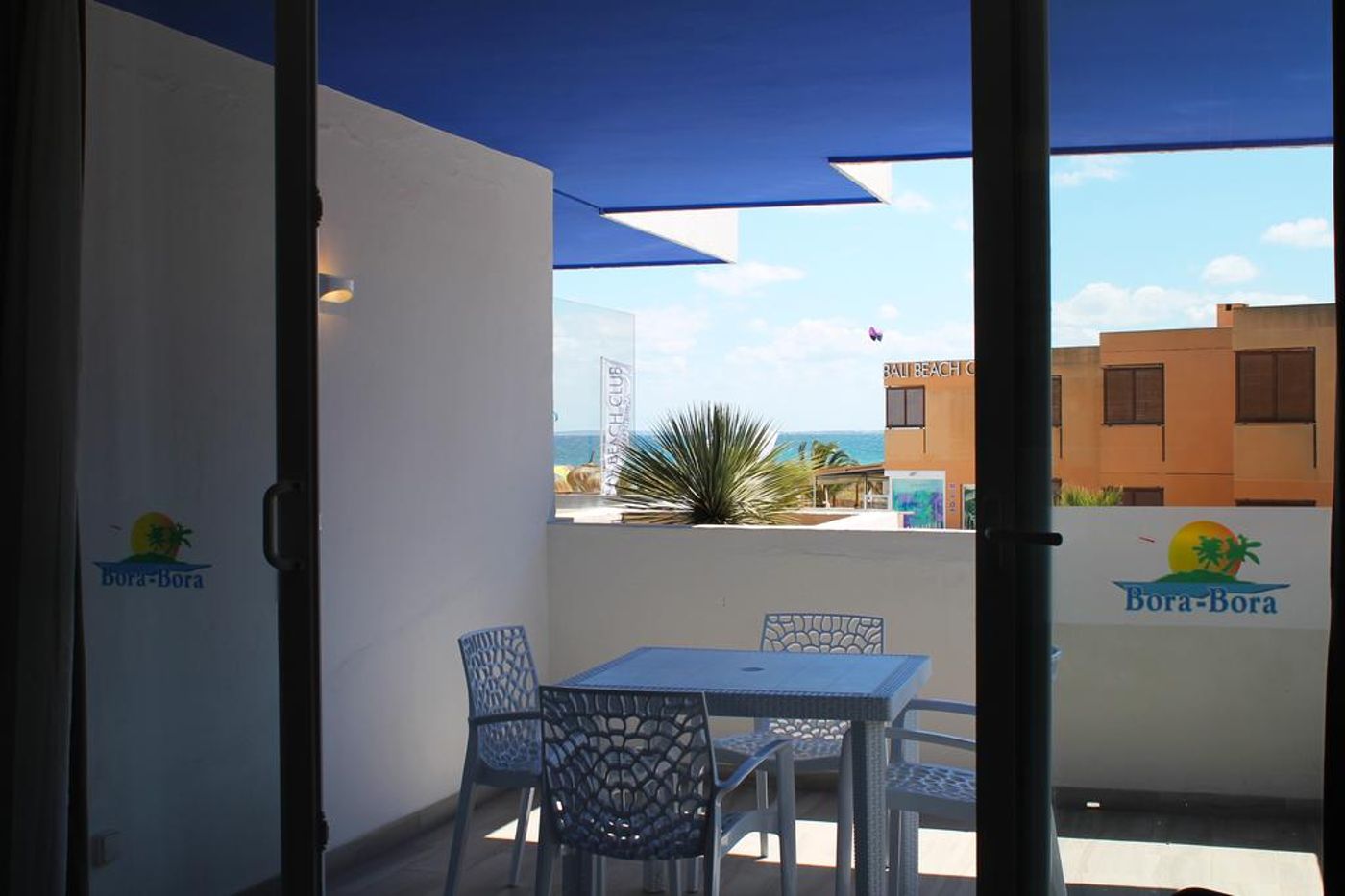 Bora Bora Apartments