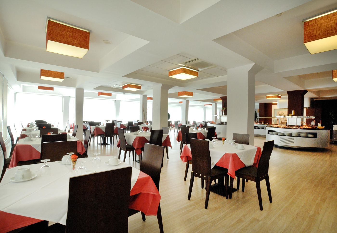 Evenia-President-Restaurant-13