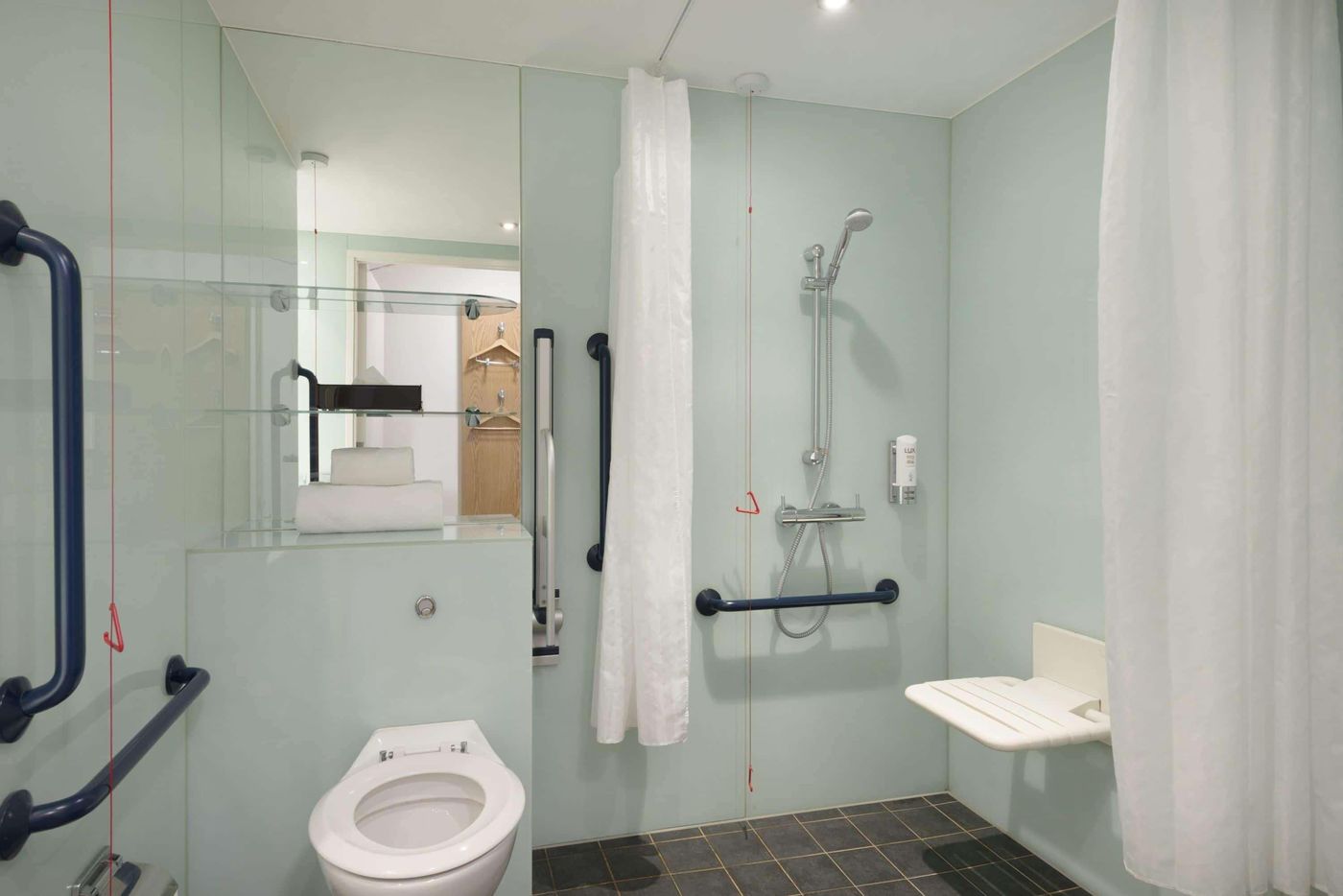 The Ramada by Wyndham Belfast - United Kingdom - BELFAST - Room - 4