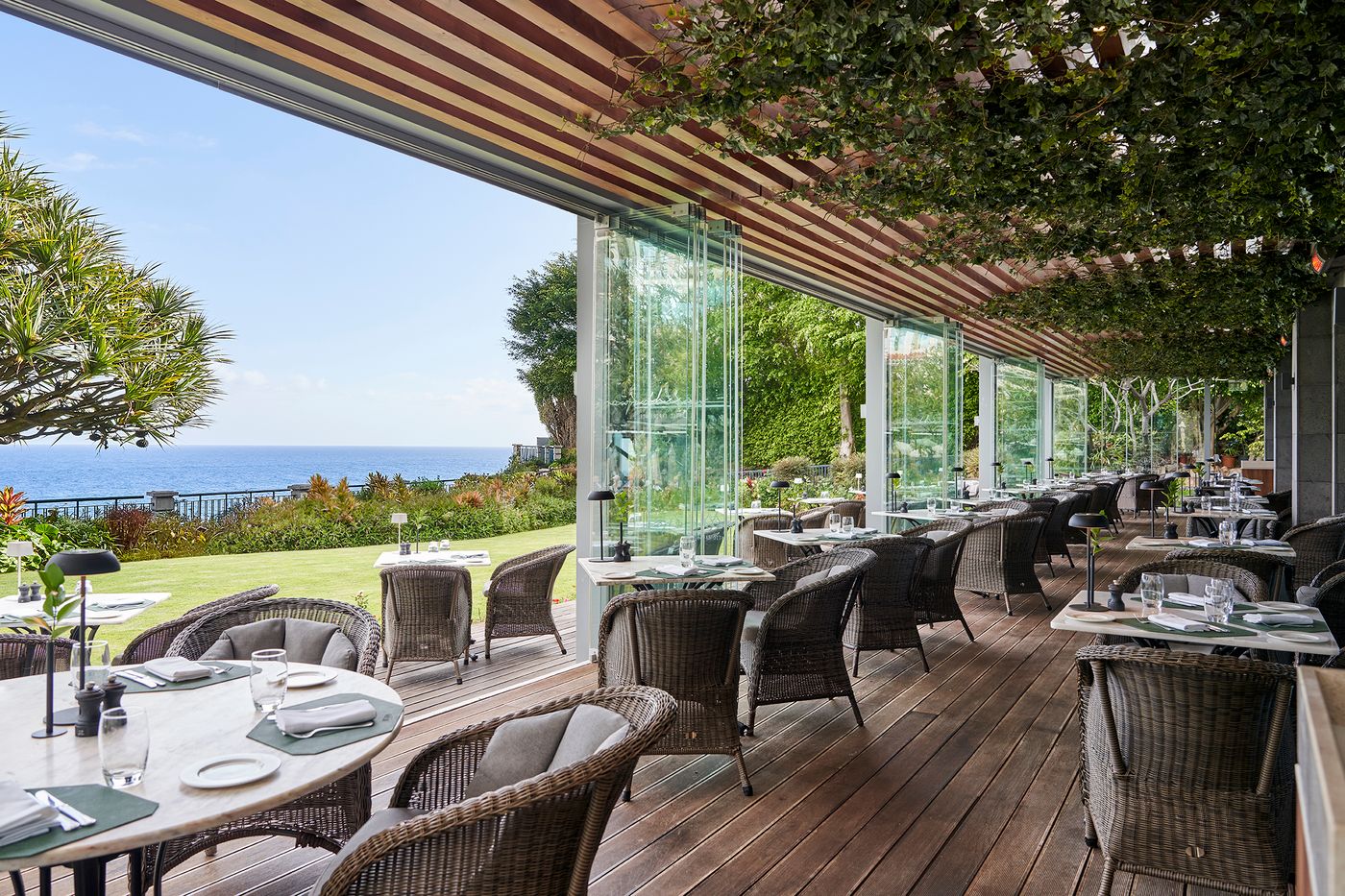 The-Cliff-Bay-Restaurant-15
