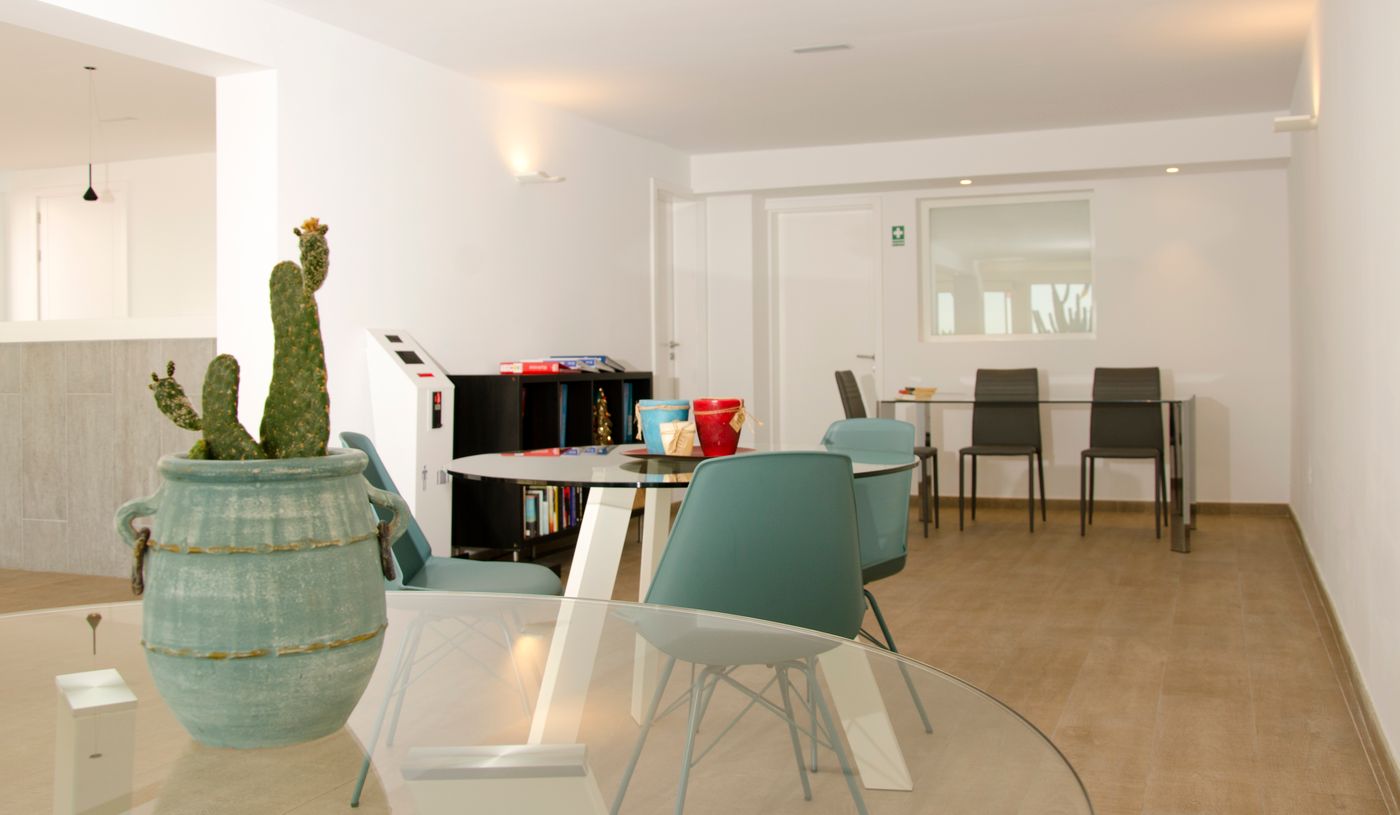 Ereza-Apartamentos-Los-Hibiscos-Lobby-37