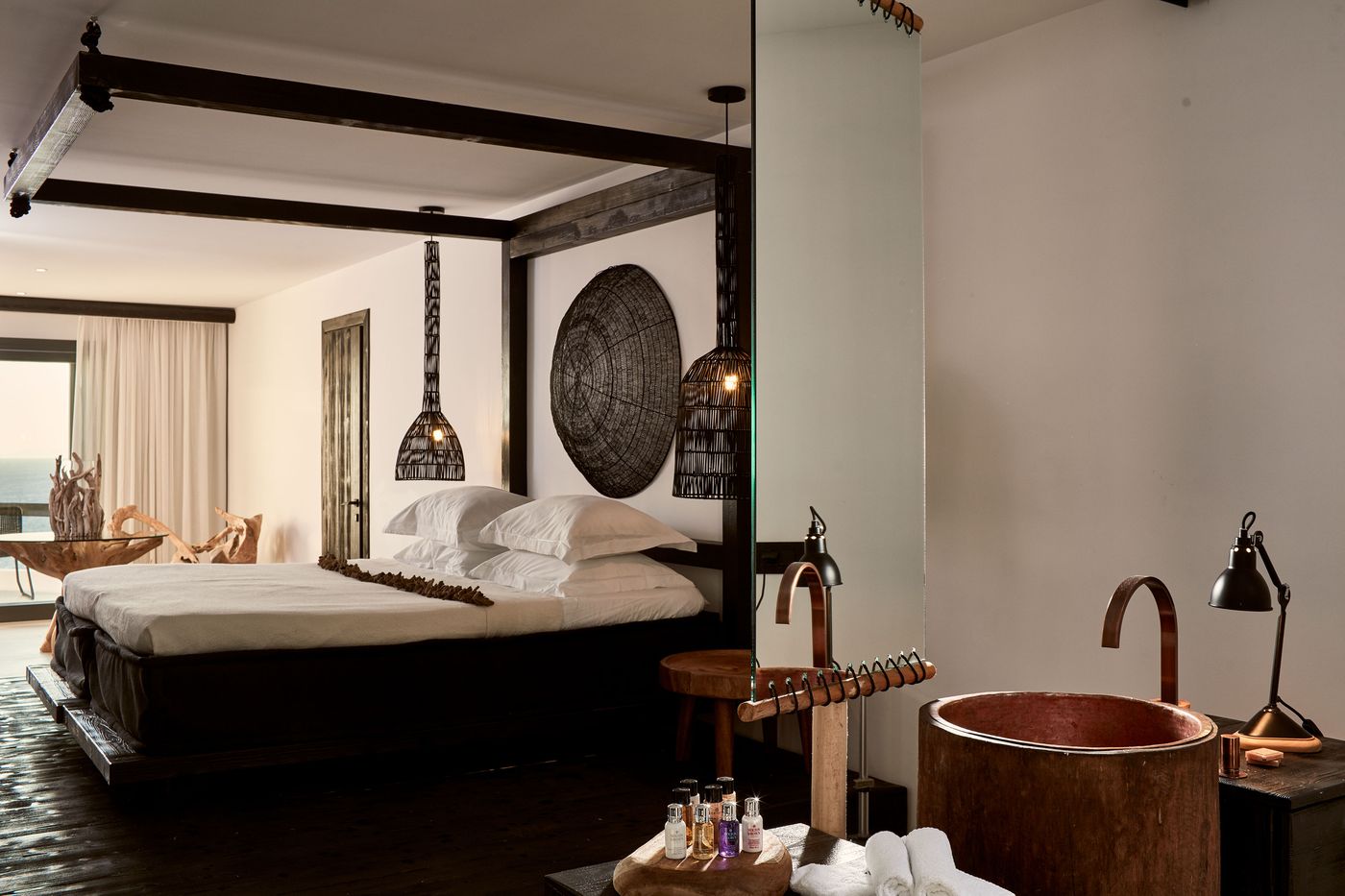 Myconian-Utopia-Room-33