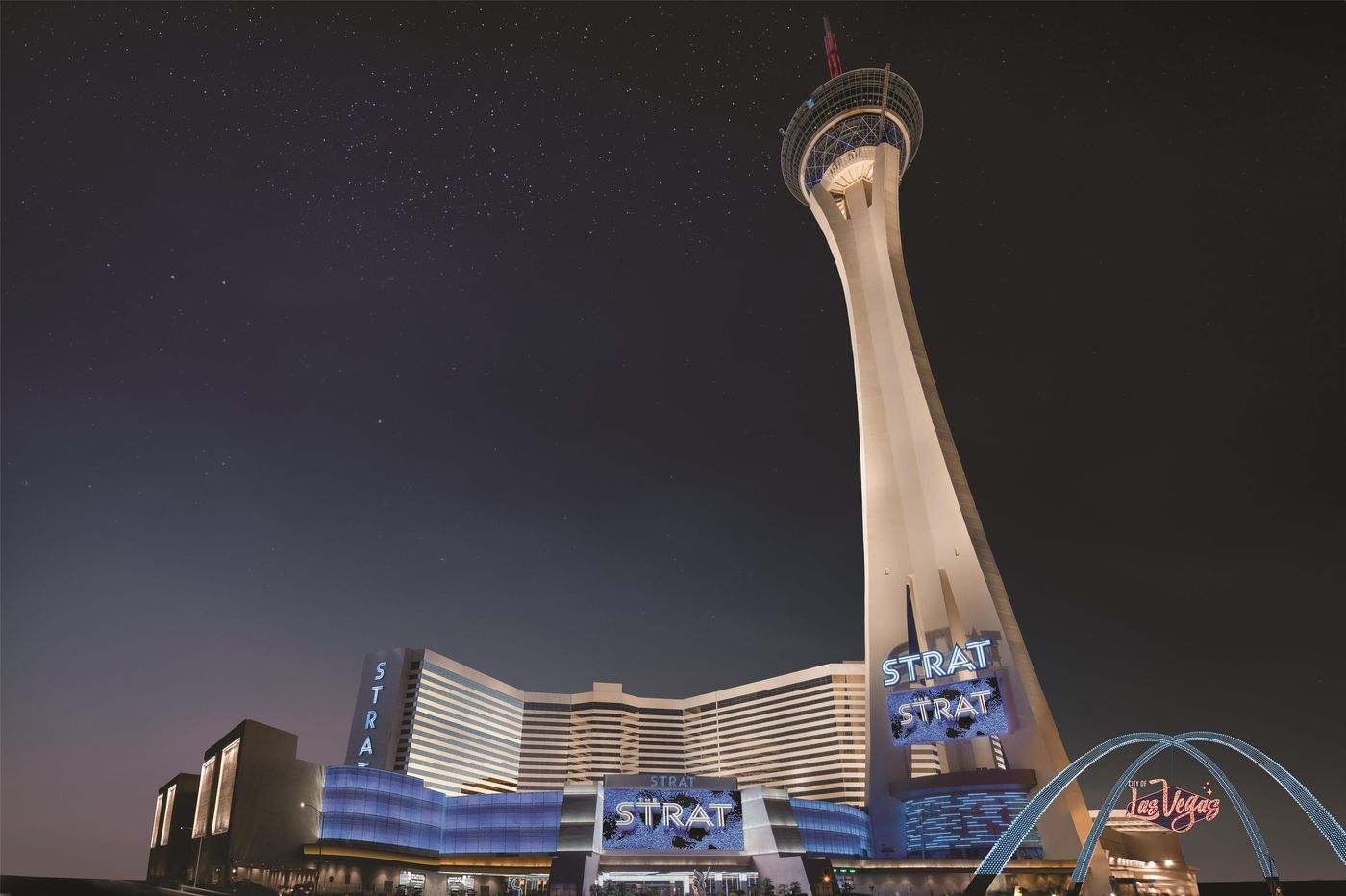 The-Strat-Hotel--Casino---Tower-General-view-79