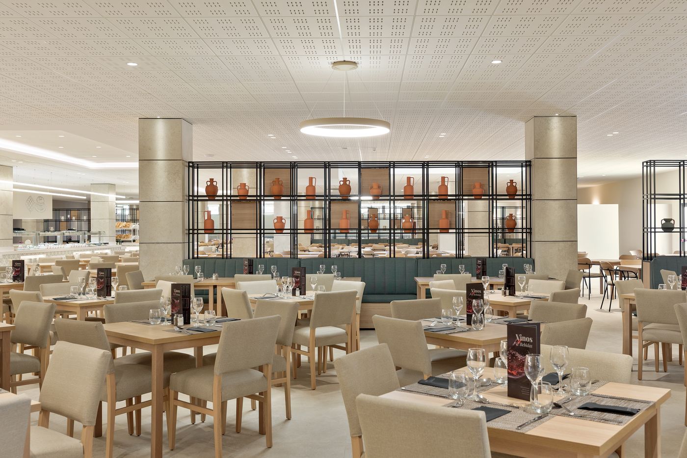 Best-Oasis-Tropical-Restaurant-54