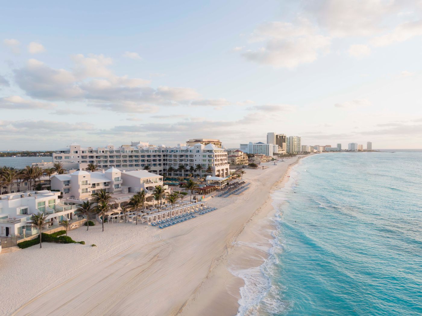 Wyndham Alltra Cancun