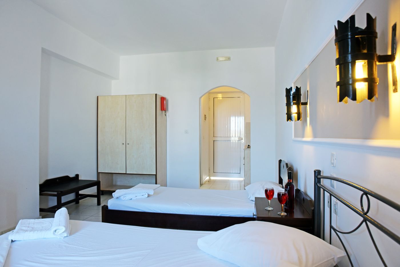 Hillside-Studios-Room-40