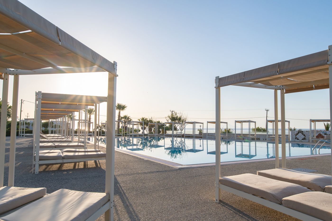 Grand-Blue-Beach-Hotel-Pool-5