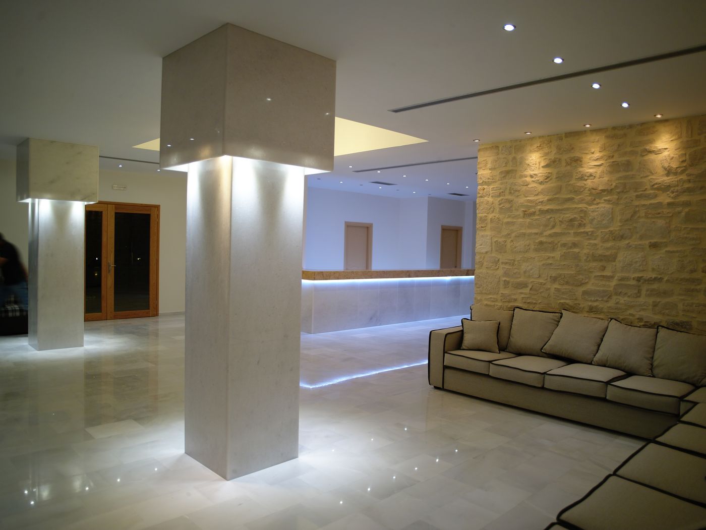 Rimondi-Grand-Resort---Spa-Lobby-85