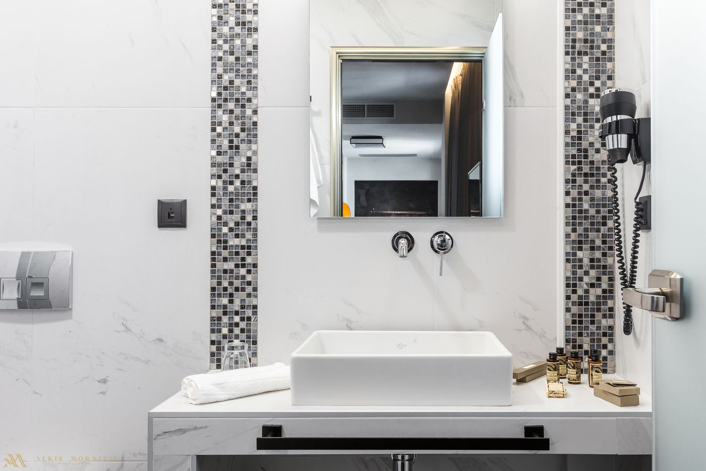 36O-Degrees-Pop-Art-Room-43