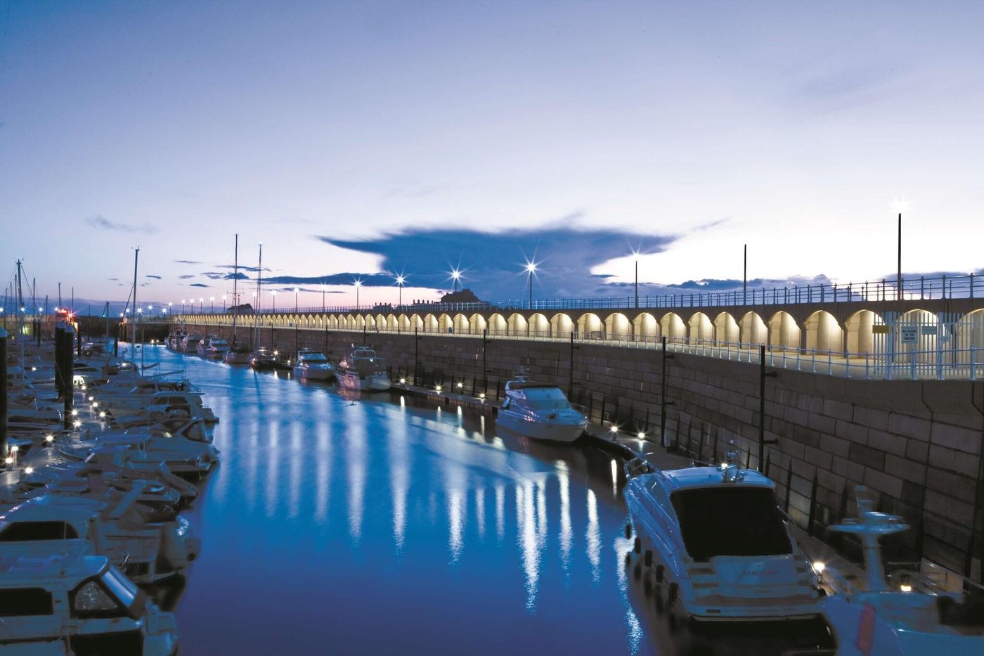 Radisson BLU Waterfront Hotel-United Kingdom-SAINT HELIER-General view-9