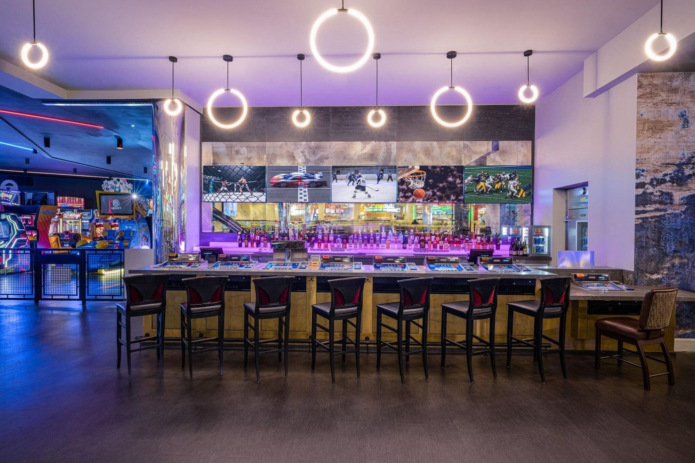 Horseshoe-Las-Vegas-Bar-15