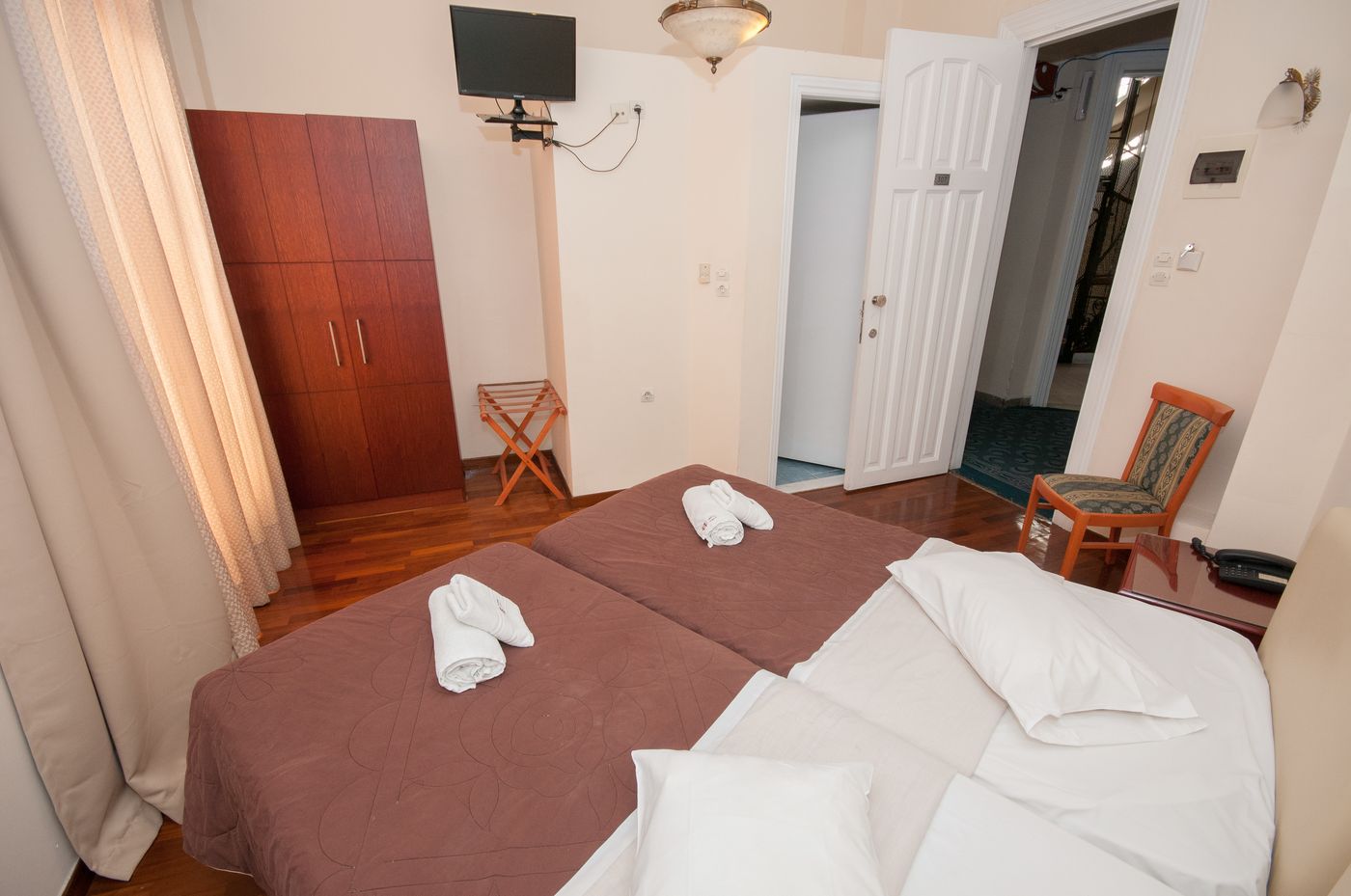 Cecil-Hotel-Athens-Room-45