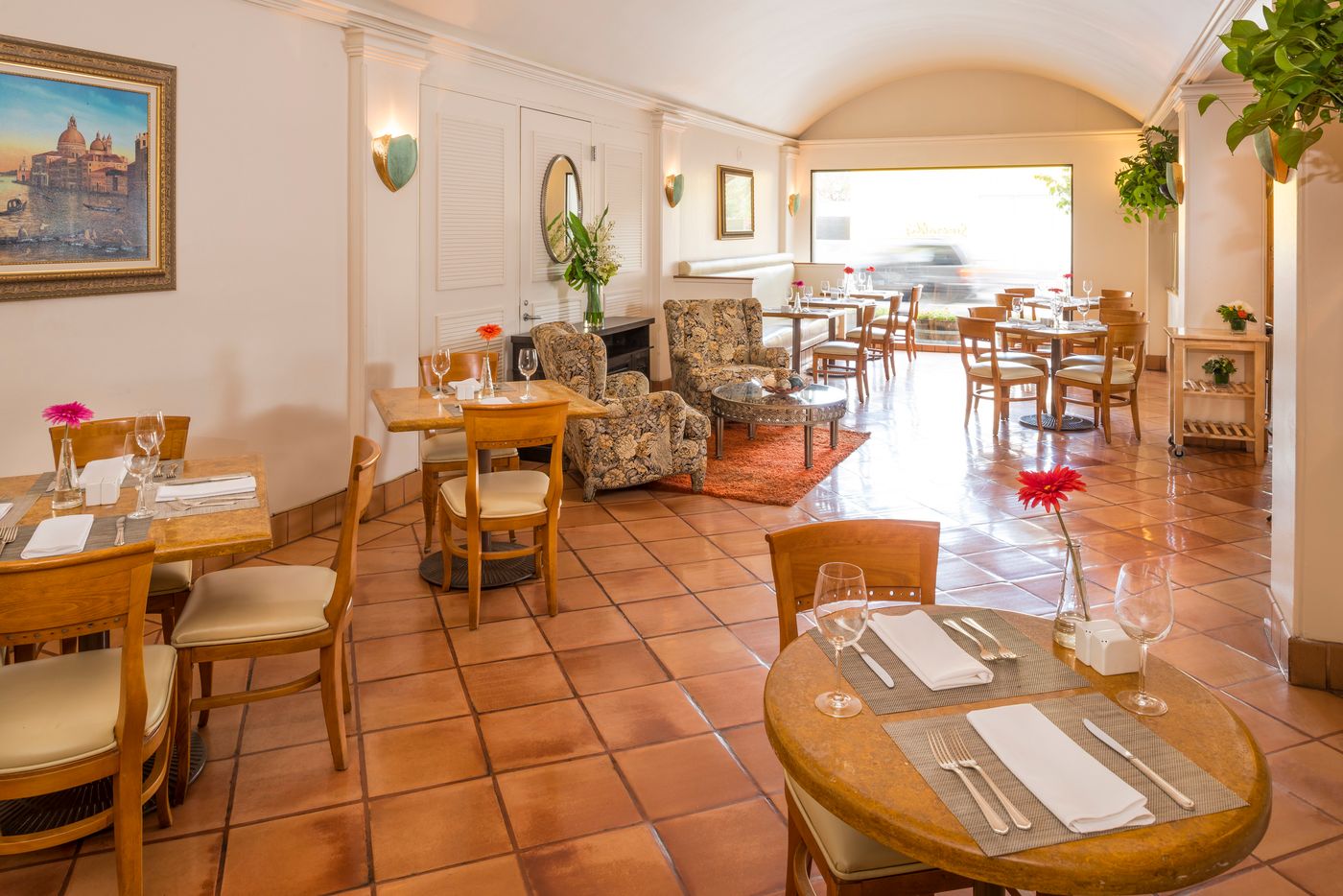 Millennium-Biltmore-Hotel-Los-Angeles-Restaurant-9