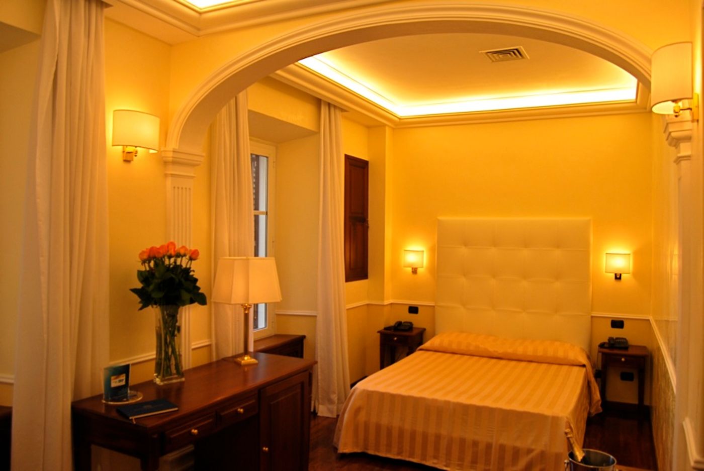 Ludovisi-Luxury-Rooms-Room-11