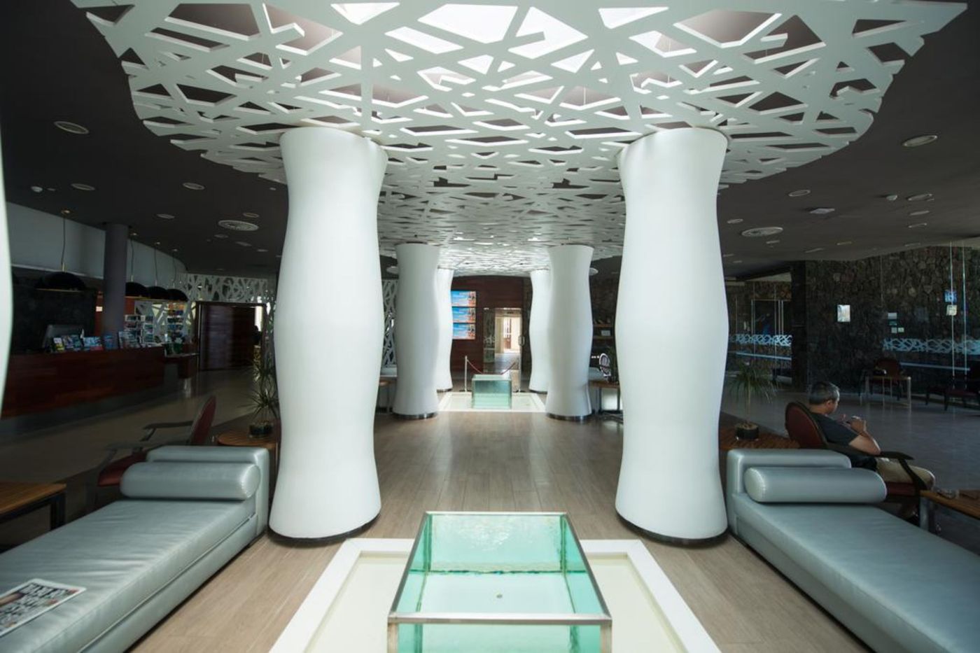 HD-Beach-Resort-Lobby-52