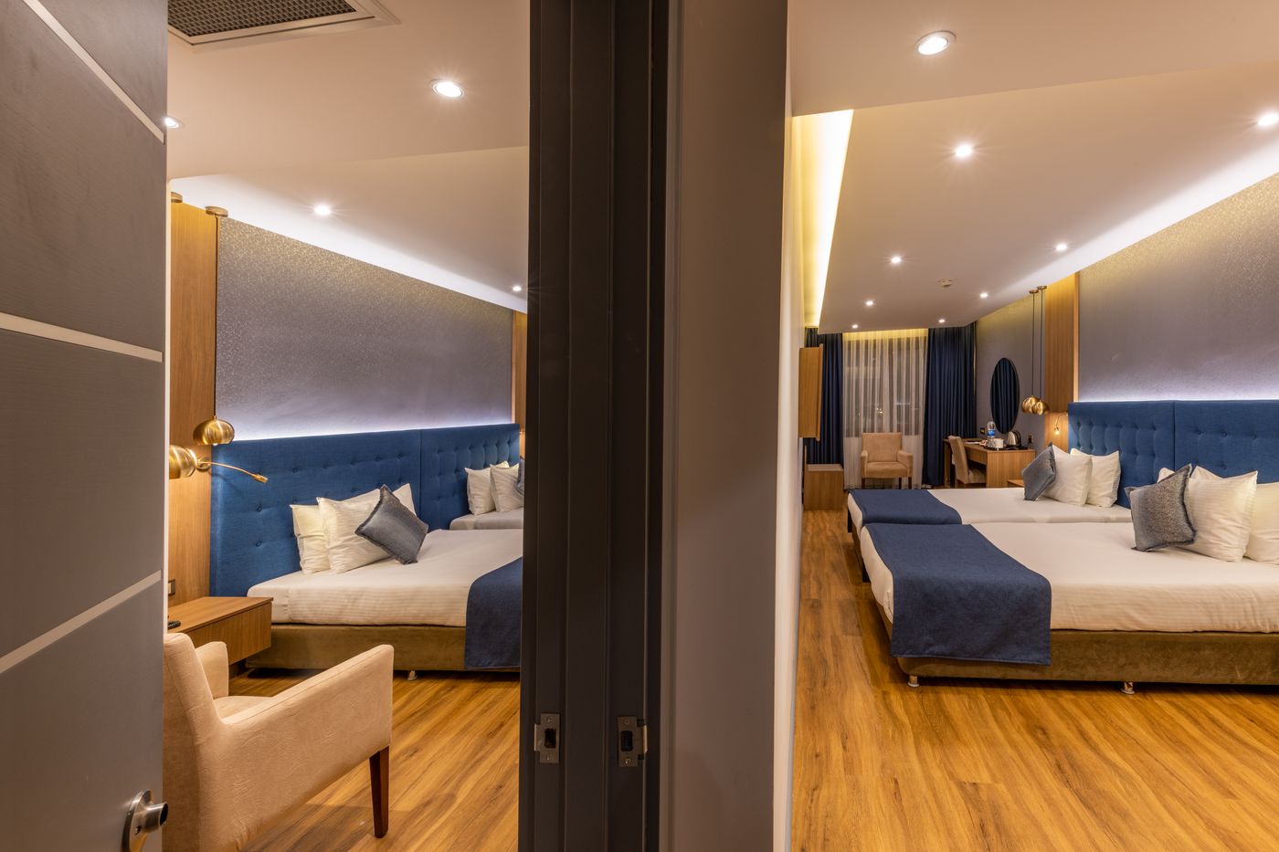 Nova-Plaza-Crystal-Hotel-Room-5