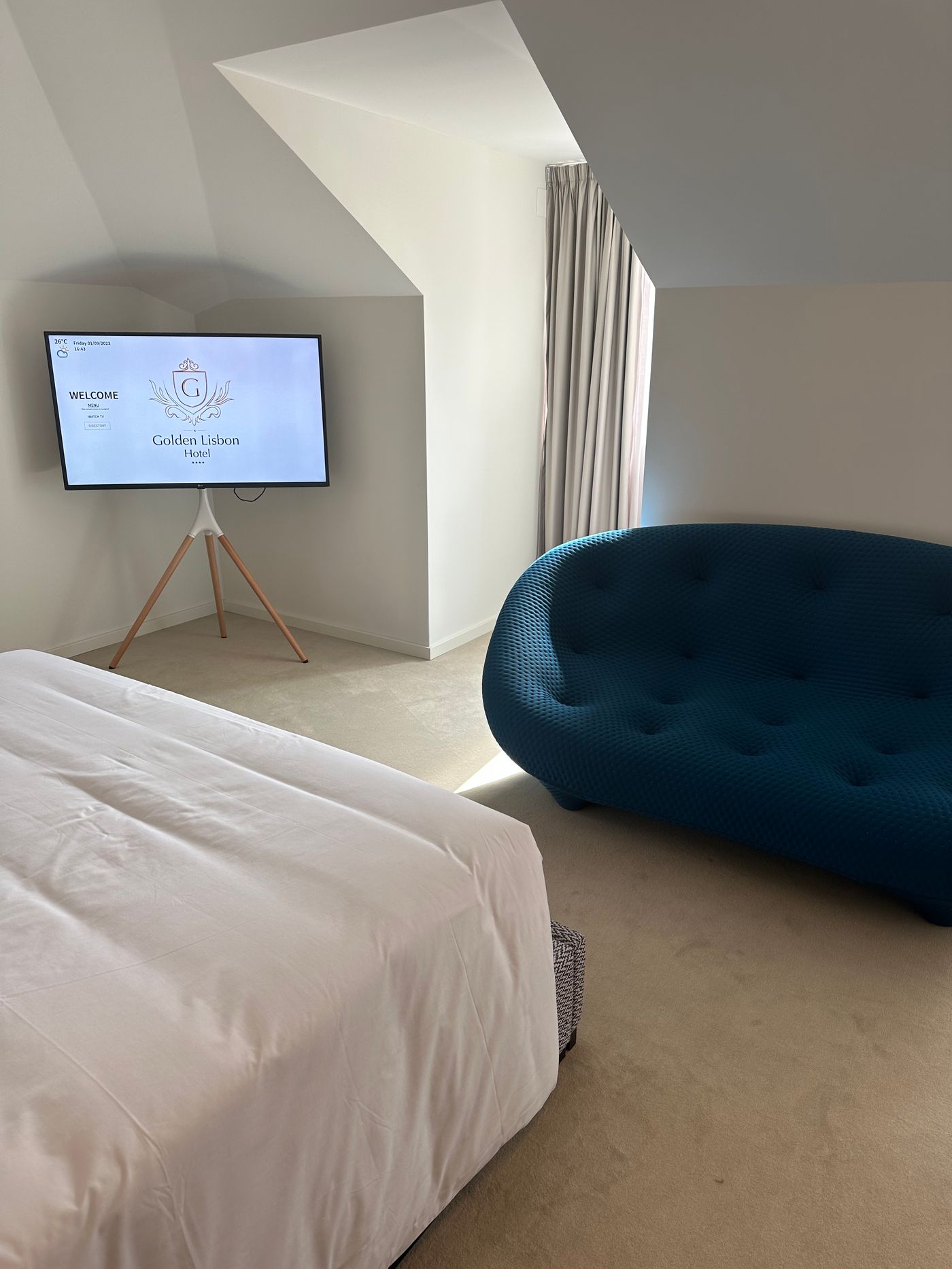 Golden-Lisbon-Hotel-Room-19