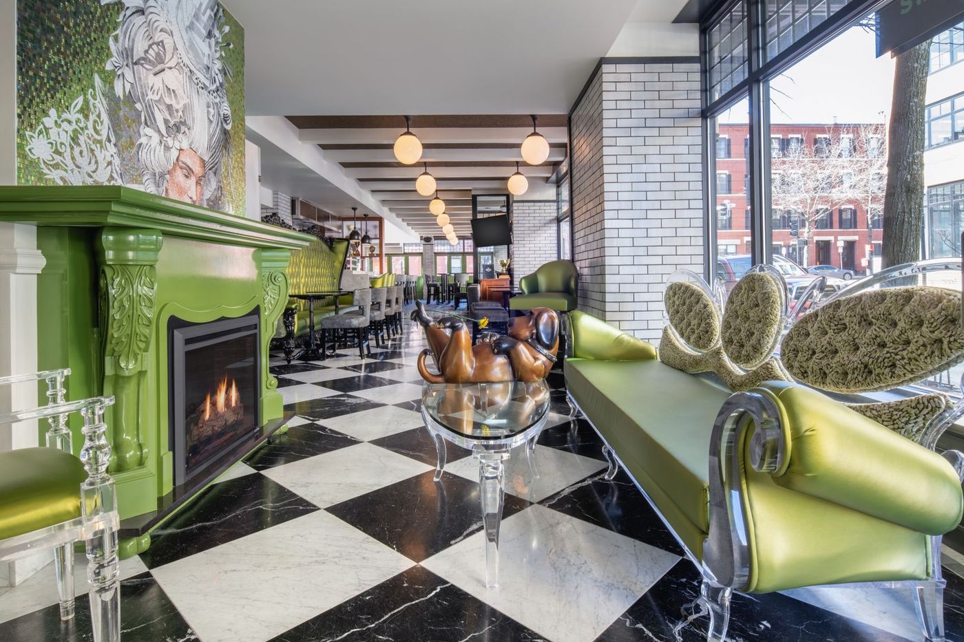 Stay Pineapple, A Delightful Hotel