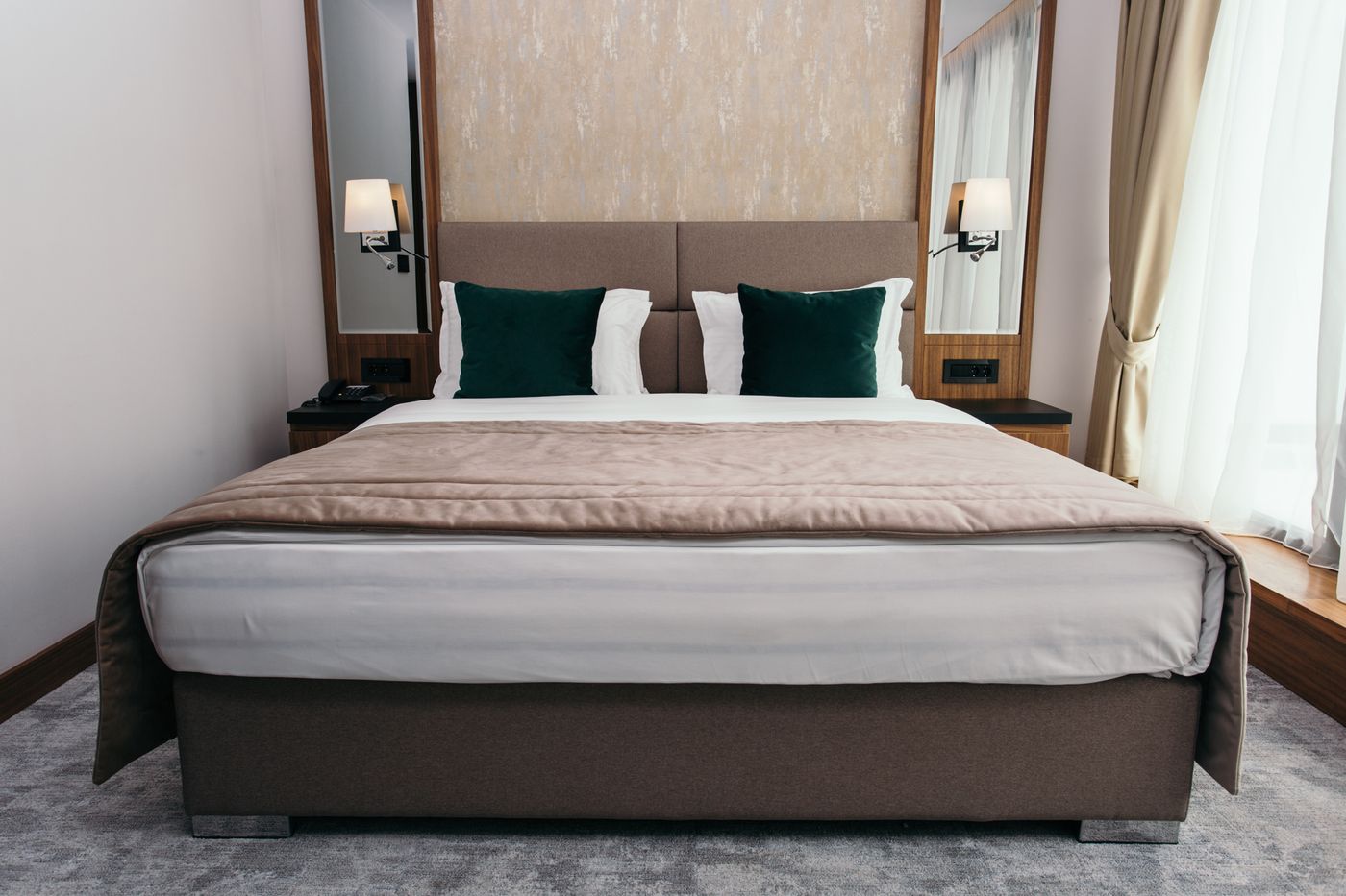 Central Point Hotel-Serbia-Belgrade-Room-4