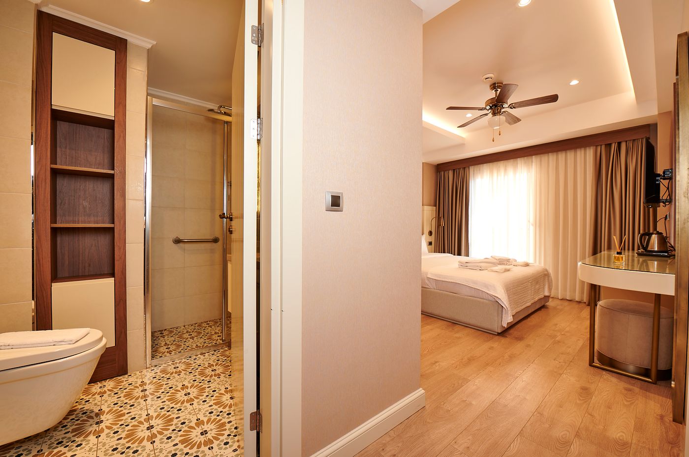 Saratoga Hotel-Turkey-Istanbul-Room-4