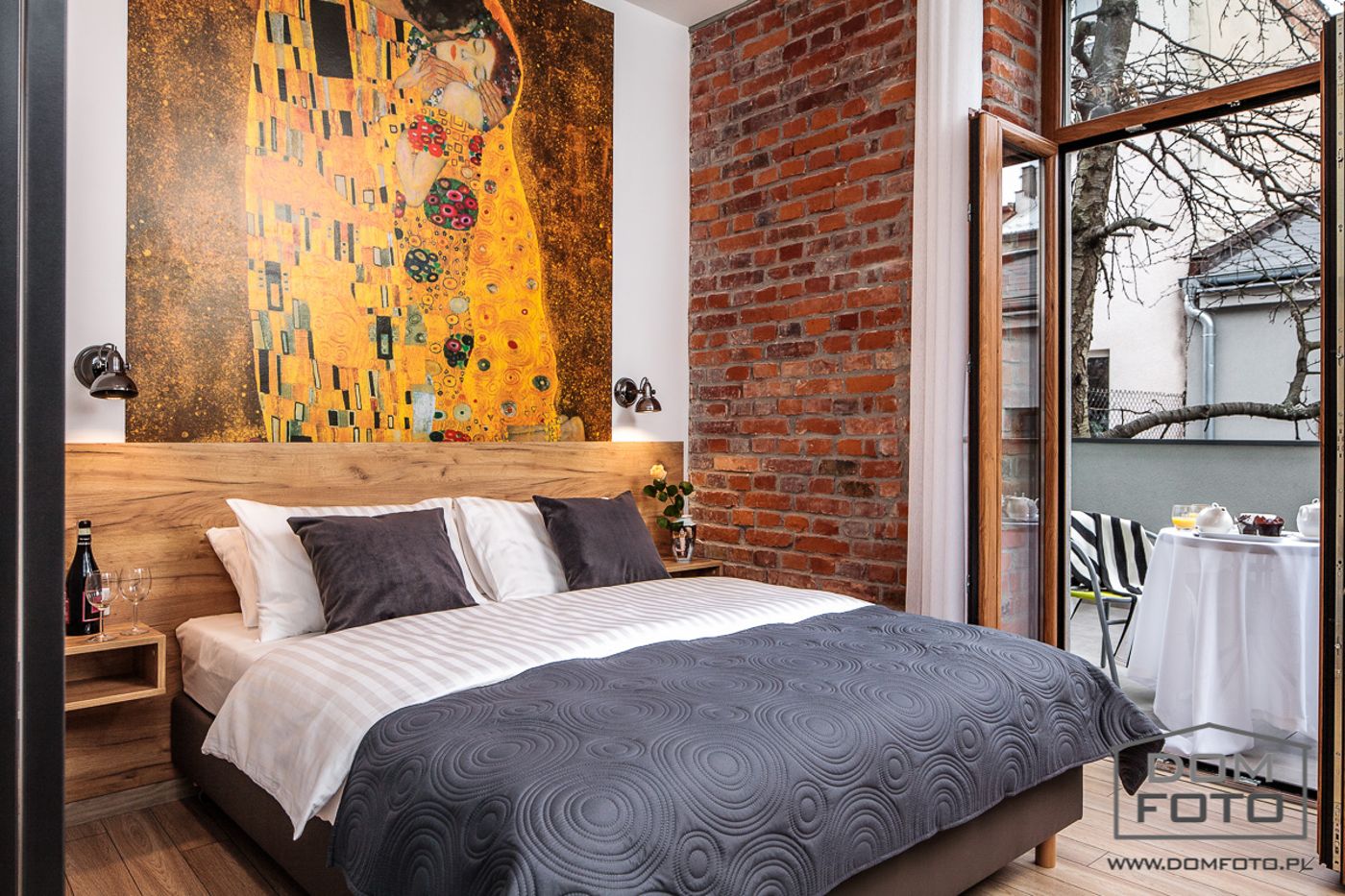 Art---Garden-Residence-Room-10