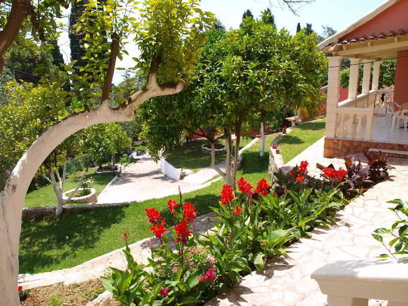 Fouxia-Apartments-and-Studios-General-view-9