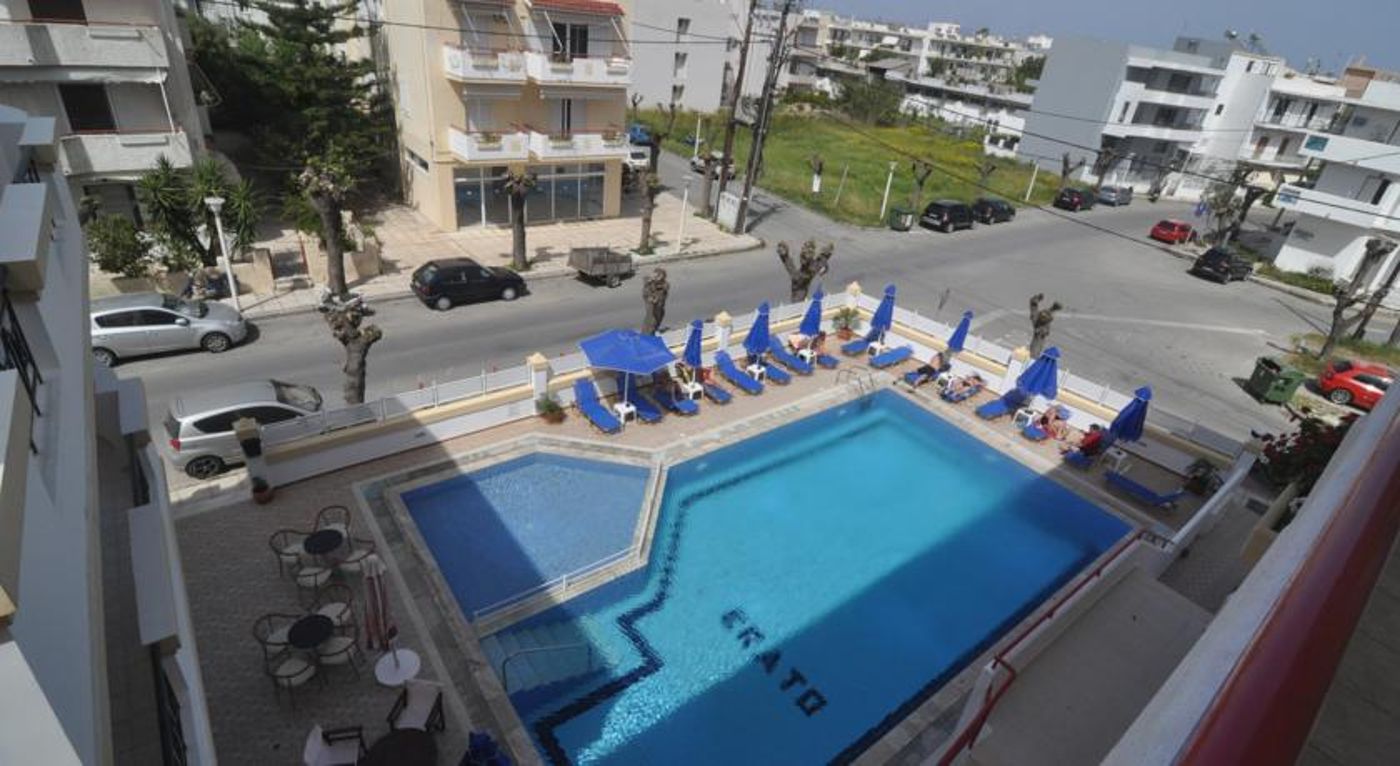 Erato Studios and Apartments