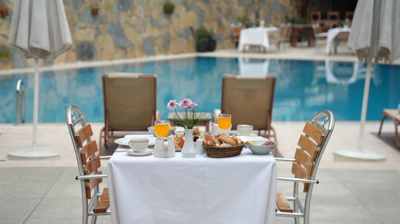 Elite-Hotel-Dragos-Restaurant-19