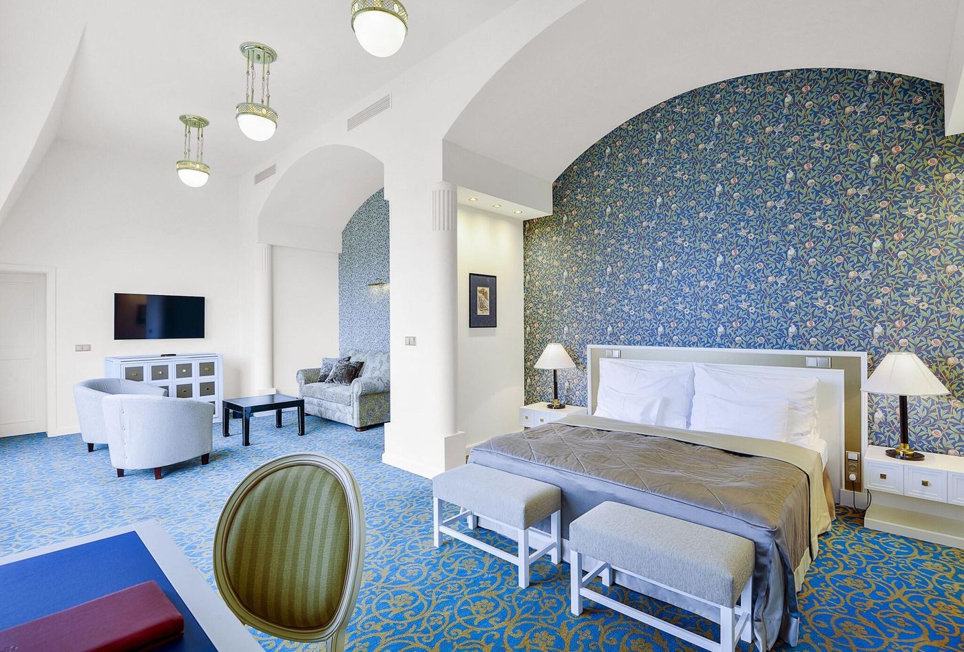 Hotel-Savoy-Prague-Room-2