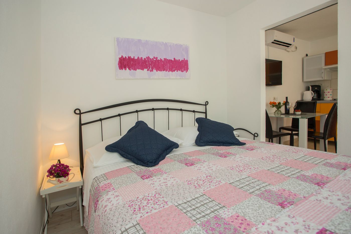 Apartment-Alma-Room-21