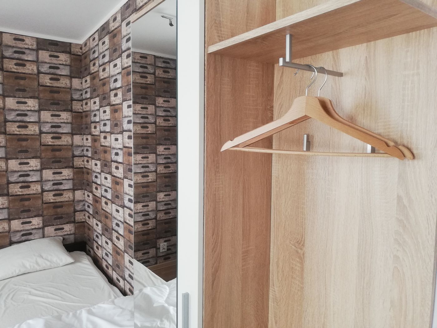 Lorf-Hostel-Coffee-Room-51