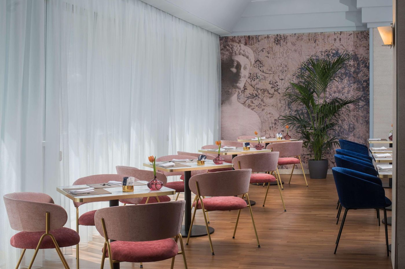 NH-Catania-Centro-Restaurant-58