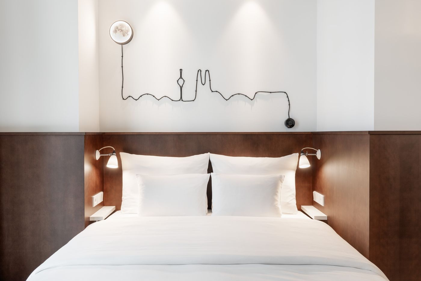 Ruby-Ella-Hotel---Bar-Room-29