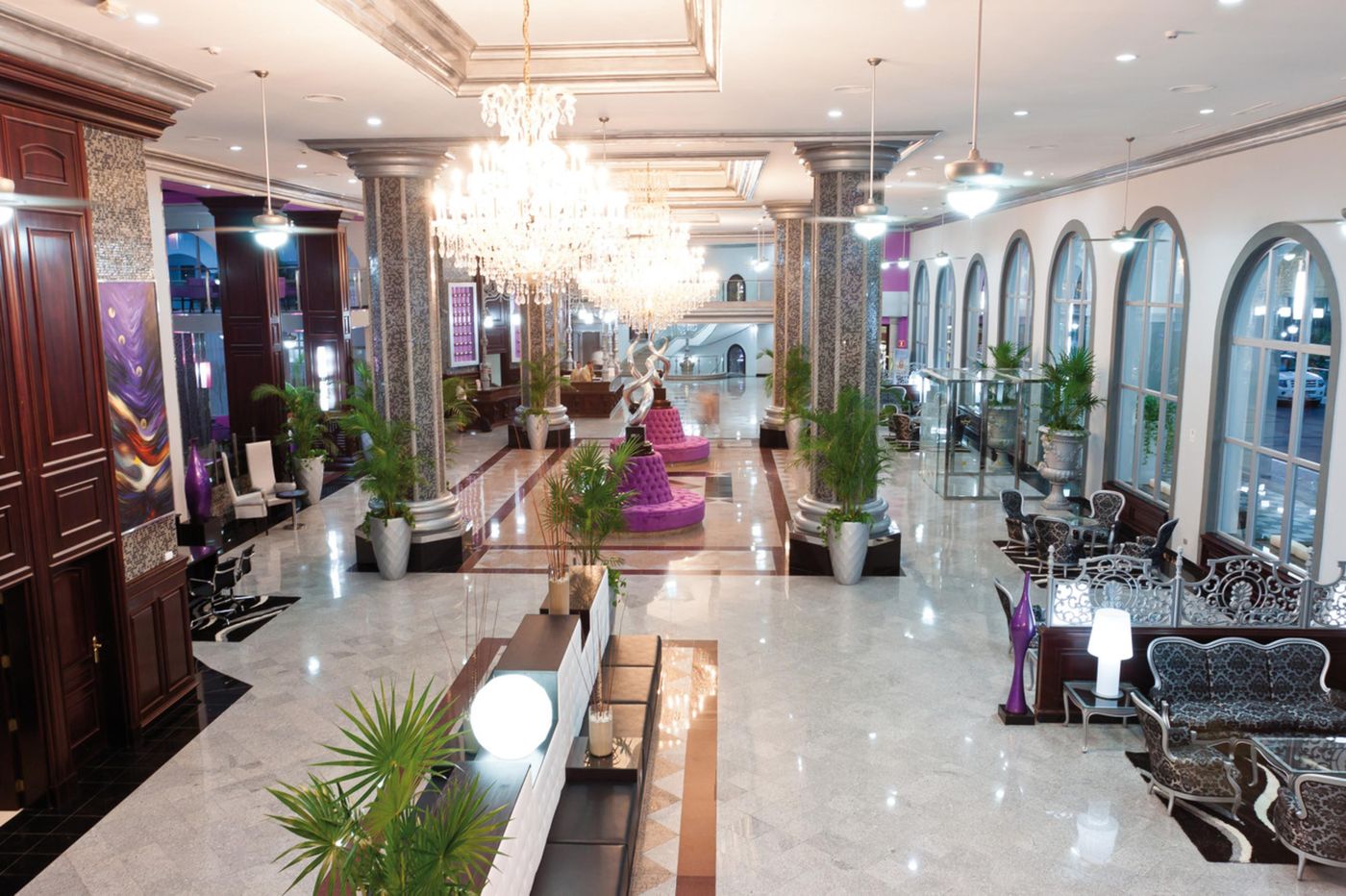 Riu-Palace-Mexico-All-Inclusive-Lobby-47
