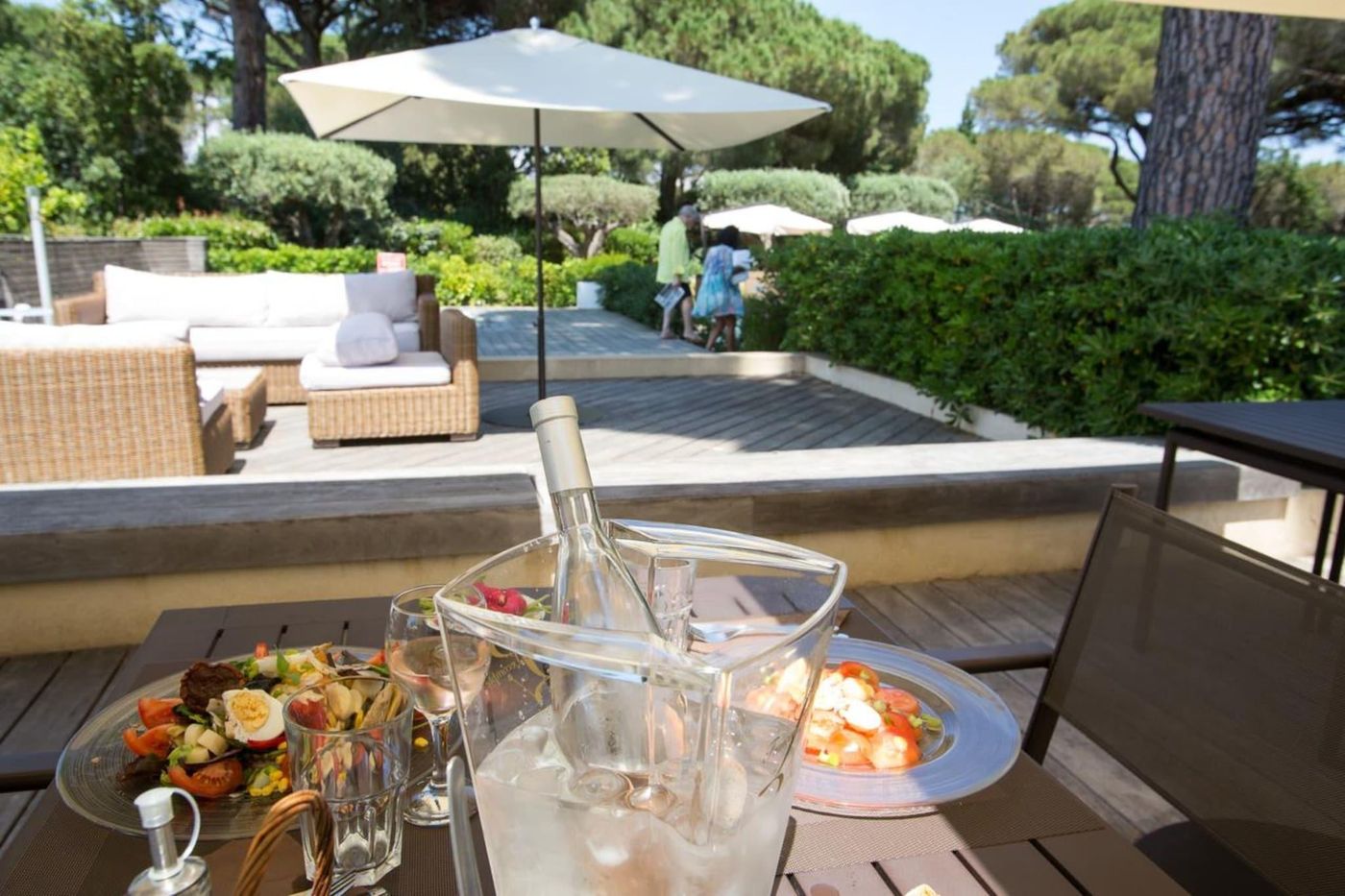 Hotel-les-Capucines-Restaurant-1