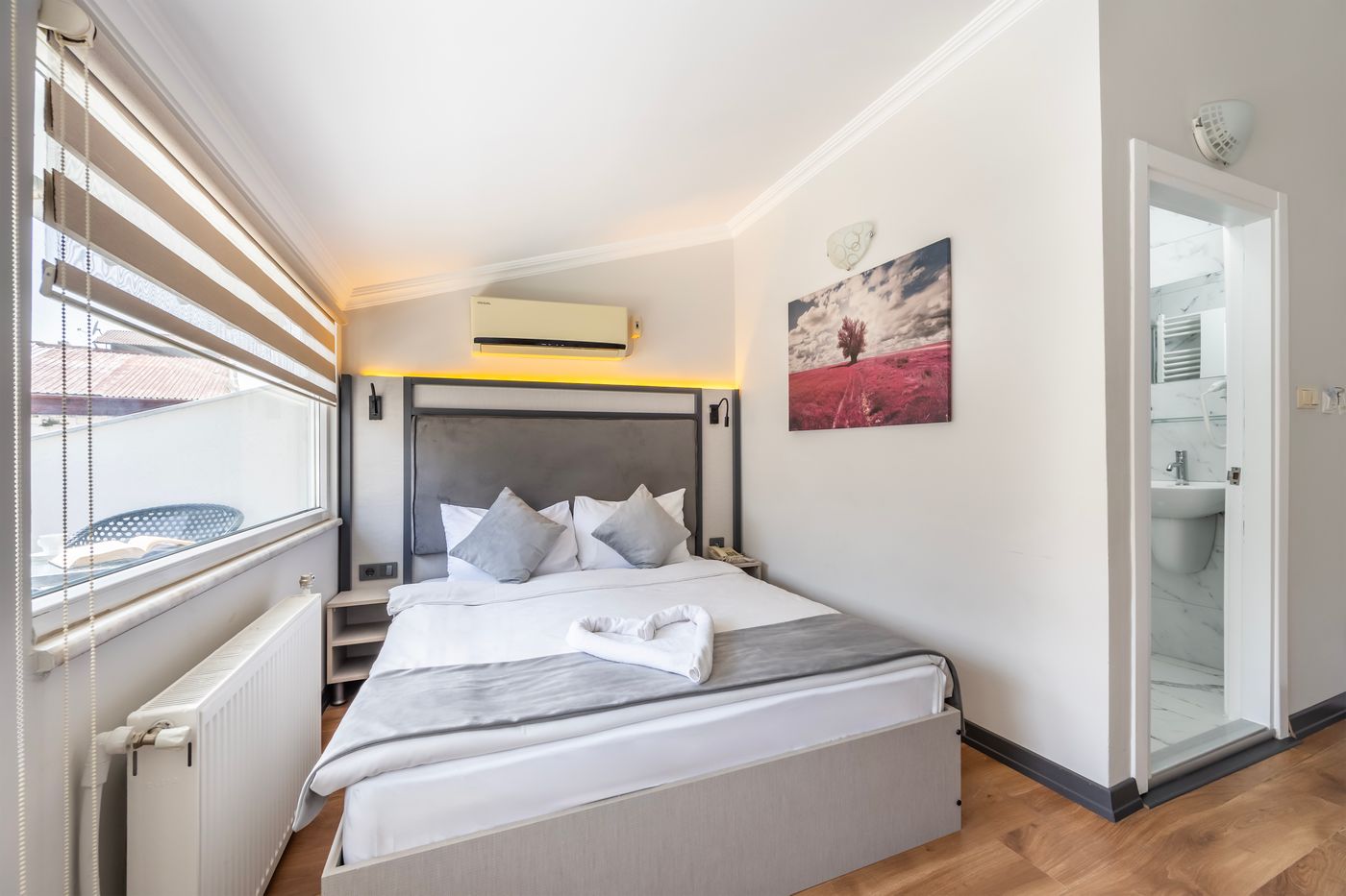 Taksim-Trust-Hotel-Room-24