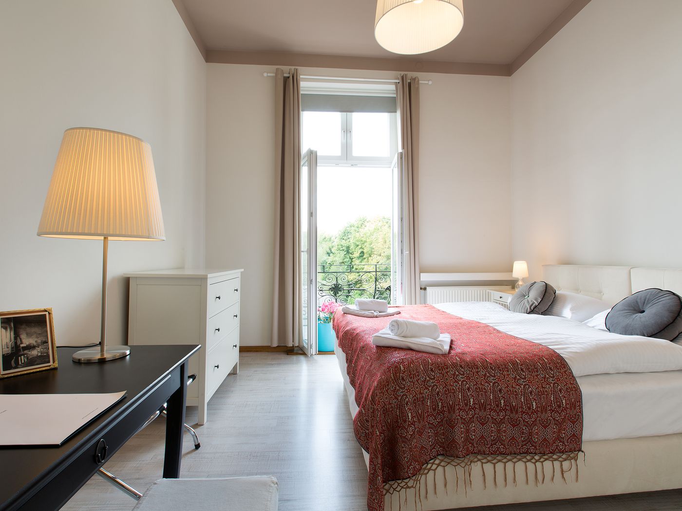 Antique-Apartments-Old-Town-Room-30