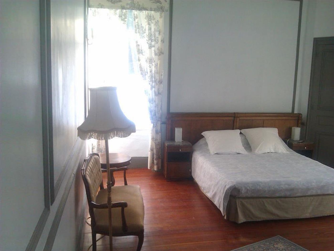 Chateau De Bonnevaux - France - VILLENEUVE DE MARC - General view - 3