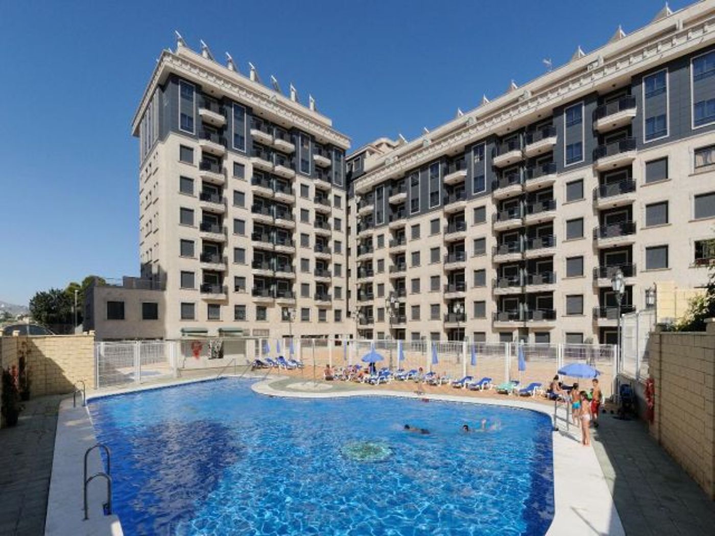 Nuria Sol Apartments