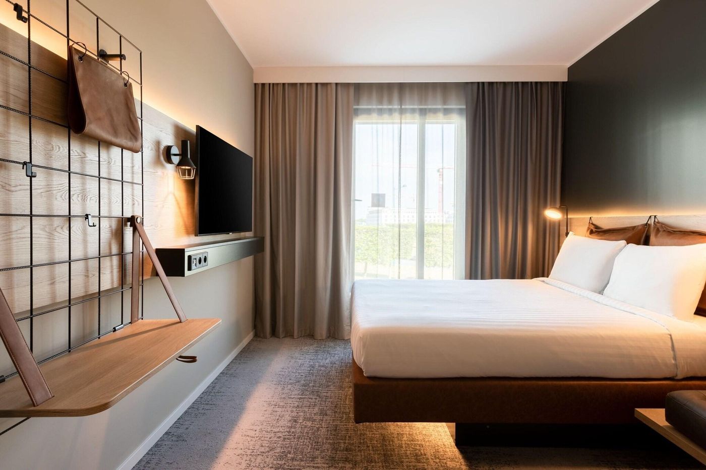 Moxy-Paris-Val-D-Europe-Room-27
