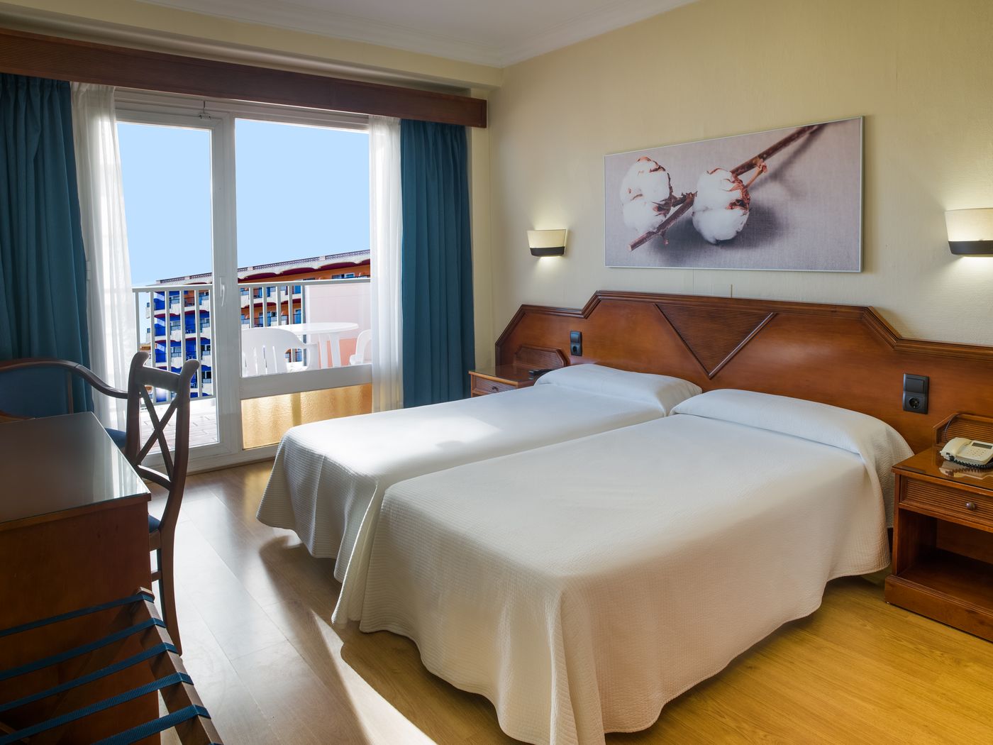 Monarque-Fuengirola-Park-Room-28