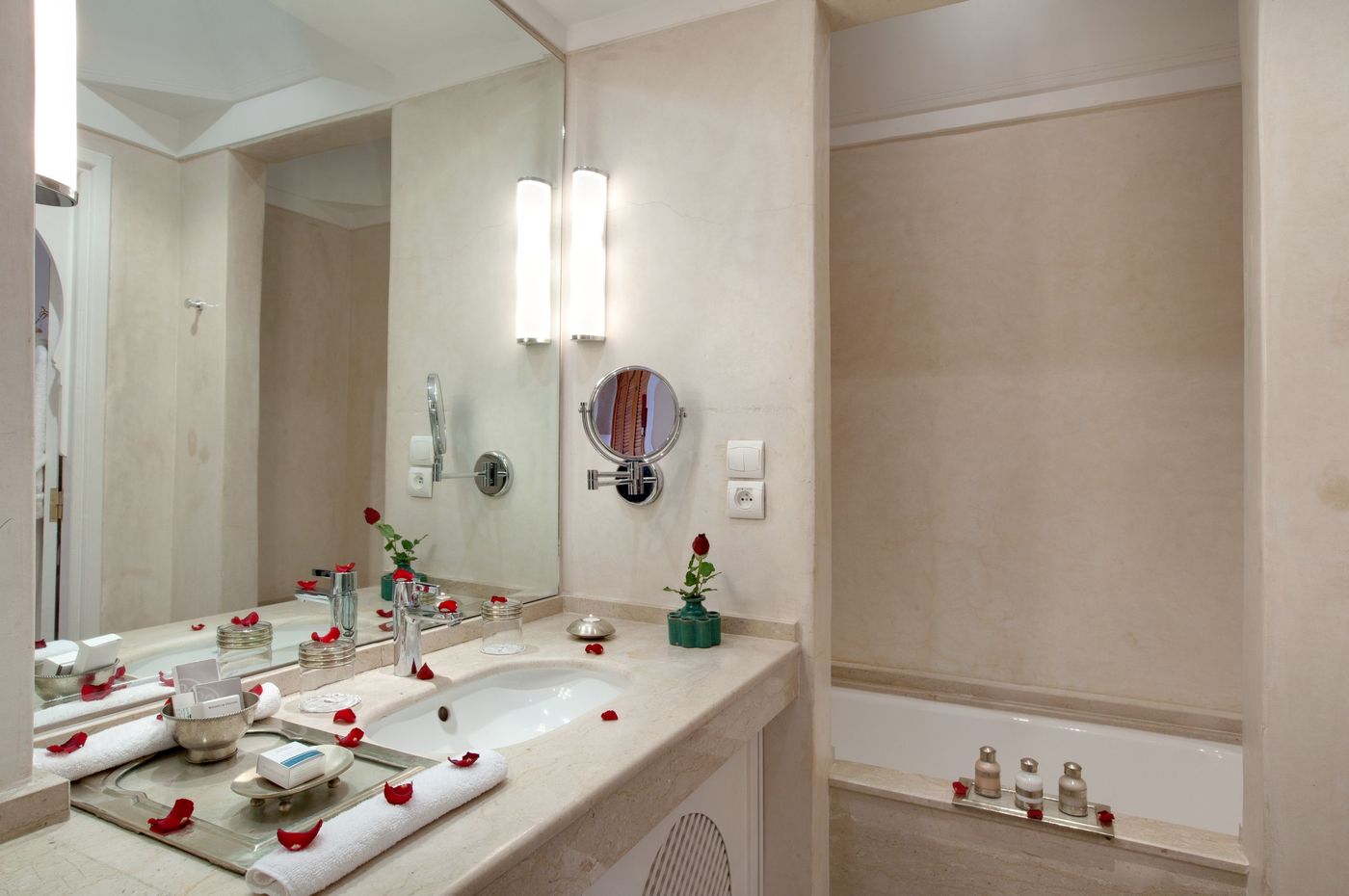 Les-Jardins-de-la-Medina-Room-40