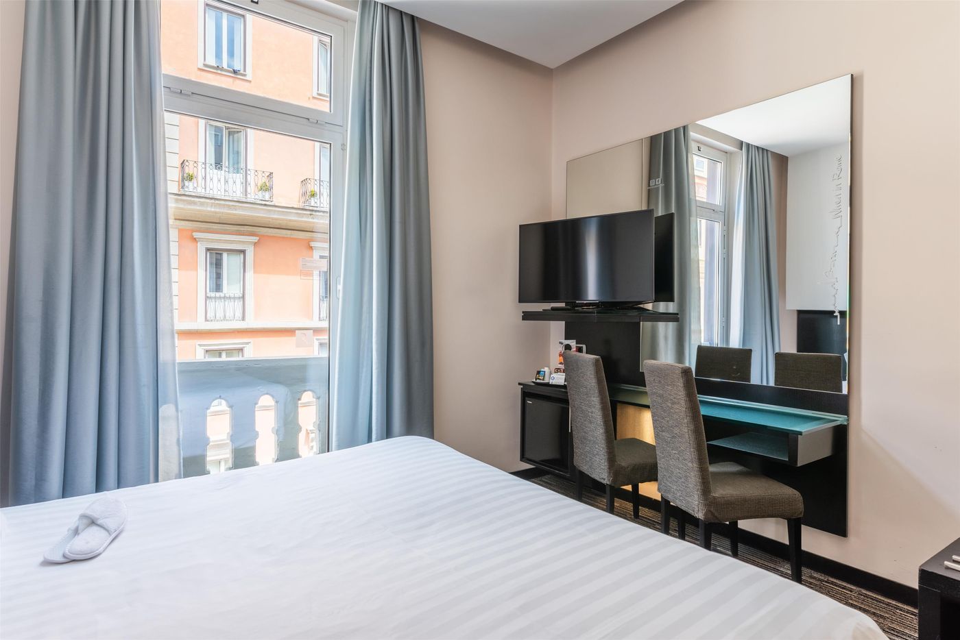 Best-Western-Plus-Hotel-Universo-Room-36