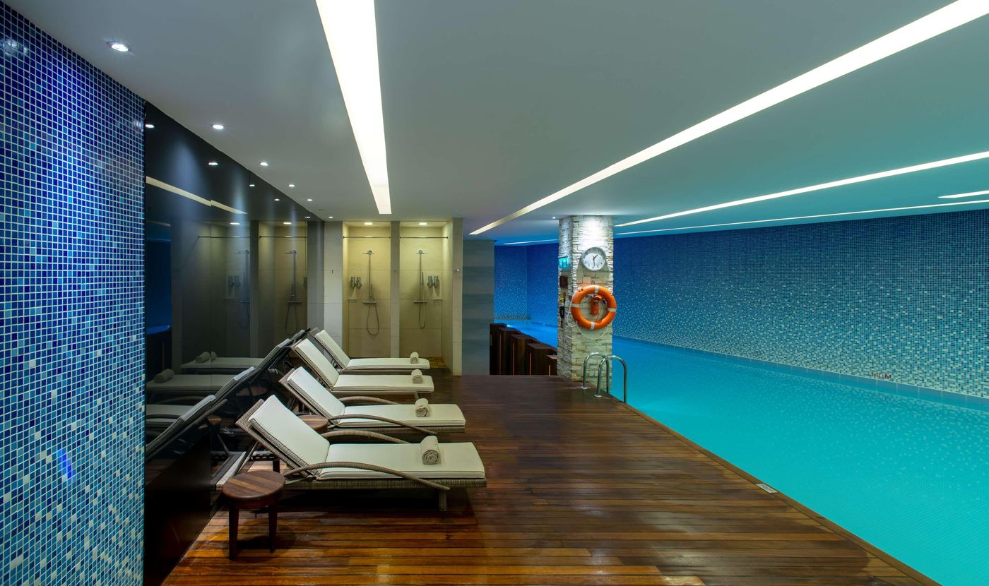 DoubleTree by Hilton Hotel Istanbul - Moda - Turkey - Kadikoy, Istanbul - Pool - 8