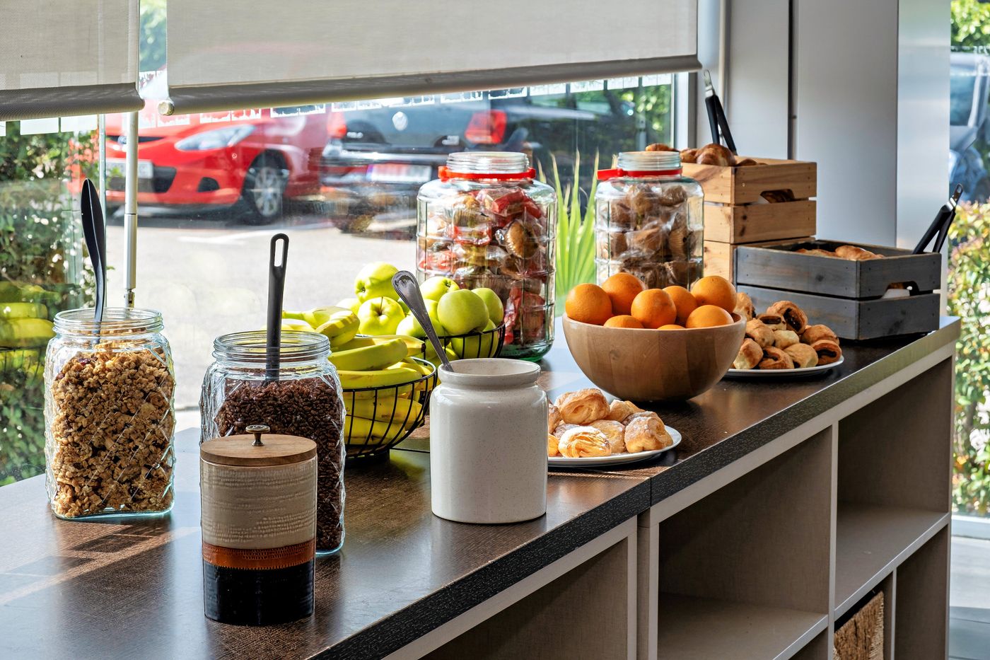 Holiday-Inn-Express-Malaga-Airport-Restaurant-24