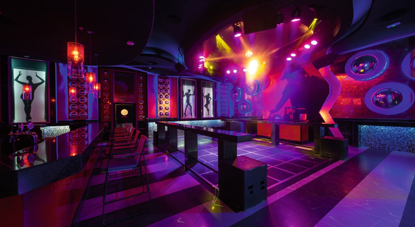 Riu-Montego-Bay-All-Inclusive-Bar-50